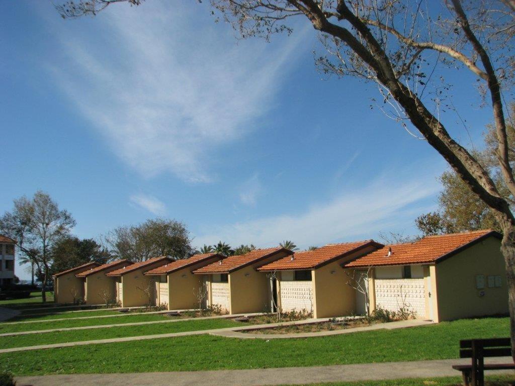 Kibbutz Шфаим
