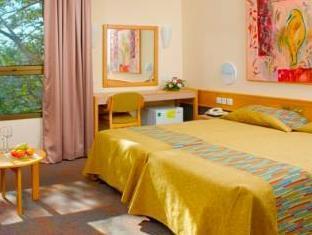 Hotel Kibbutz 3*