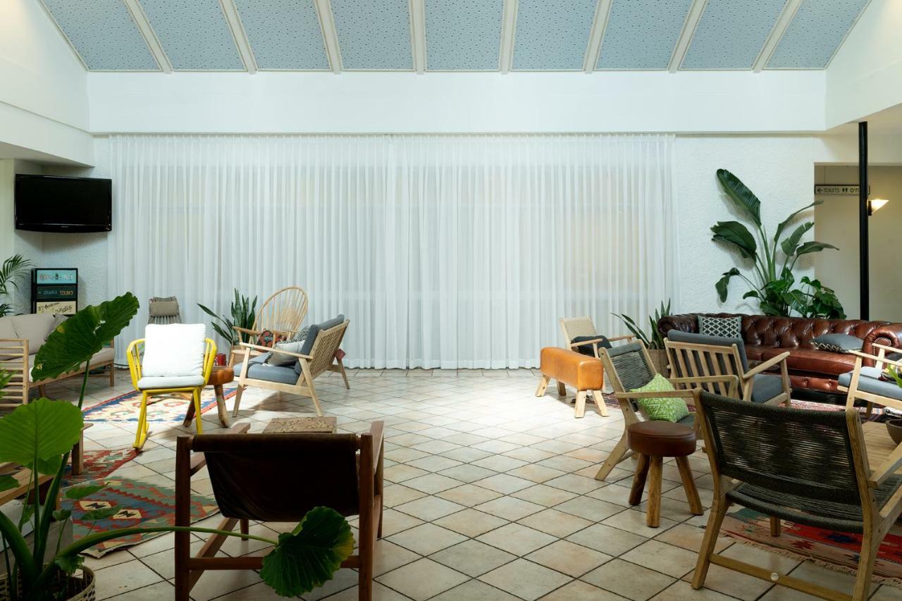 Kibbutz Шфаим